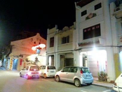 Happy Sweet Jonker Walk Homestay